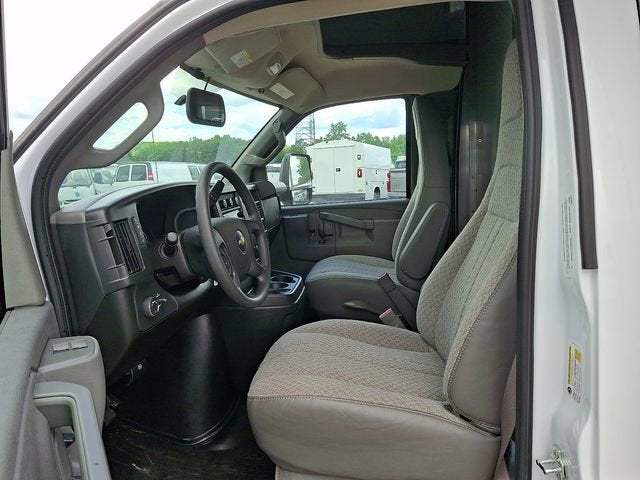 2026 Chevrolet Express Cutaway 4500 2WT