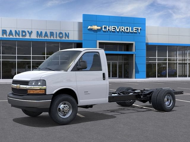 2026 Chevrolet Express Cutaway 4500 Base
