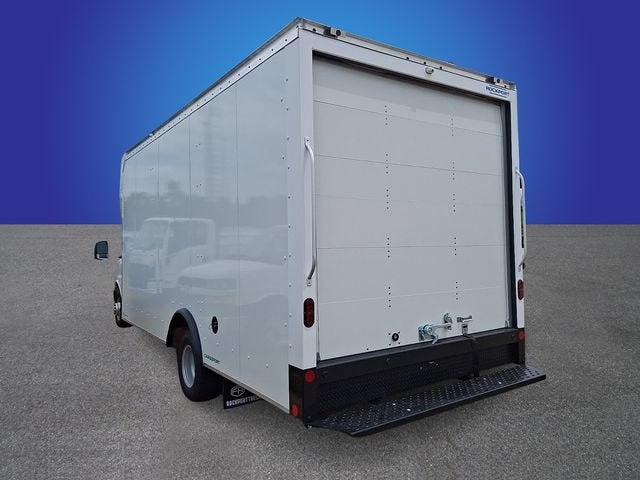 2026 Chevrolet Express Cutaway 4500 2WT