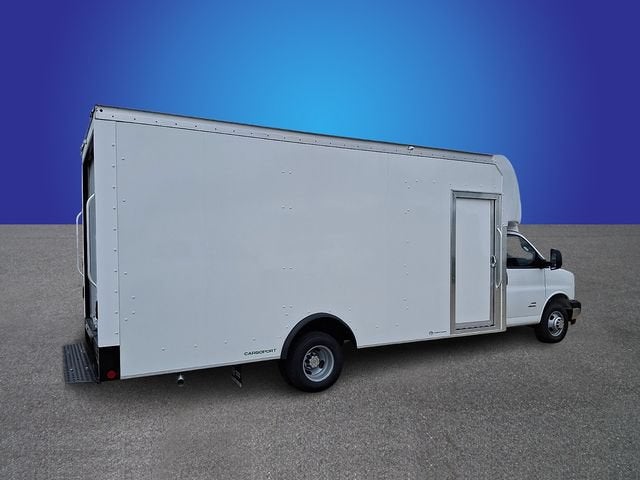 2026 Chevrolet Express Cutaway 4500 2WT