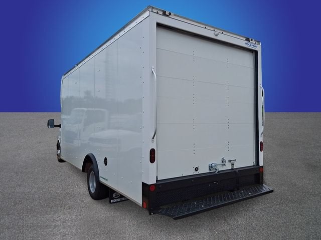 2026 Chevrolet Express Cutaway 4500 2WT