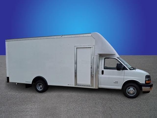 2026 Chevrolet Express Cutaway 4500 2WT