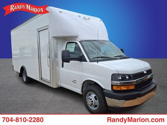2026 Chevrolet Express Cutaway 4500 2WT