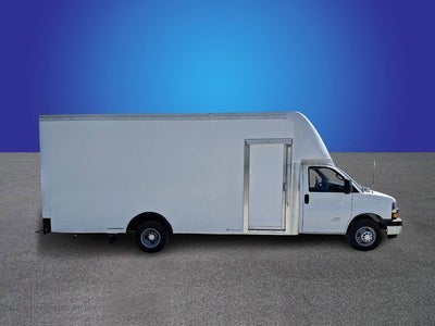2026 Chevrolet Express Cutaway 4500 2WT