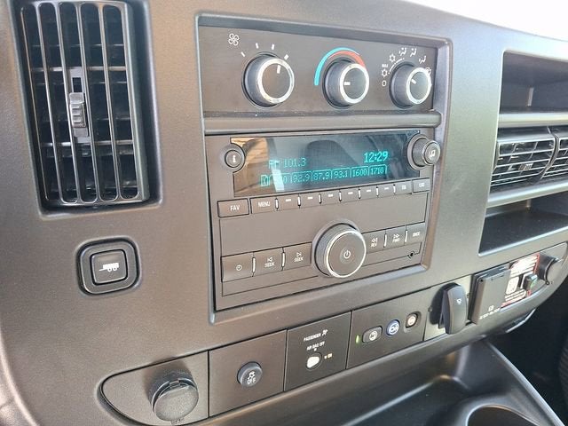 2026 Chevrolet Express Cutaway 4500 2WT