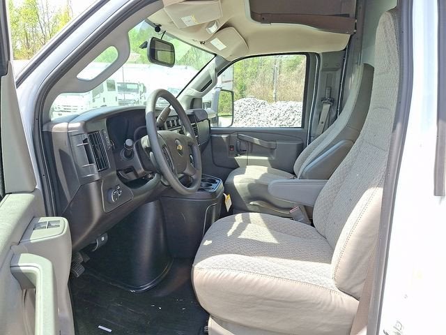 2026 Chevrolet Express Cutaway 4500 2WT