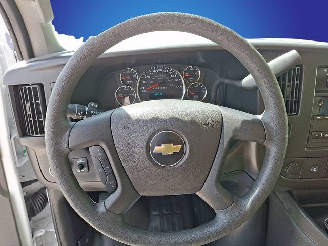 2024 Chevrolet Express Cutaway 4500 2WT
