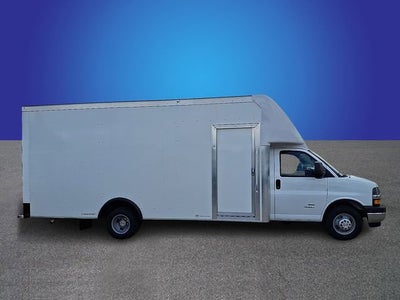 2026 Chevrolet Express Cutaway 4500 2WT
