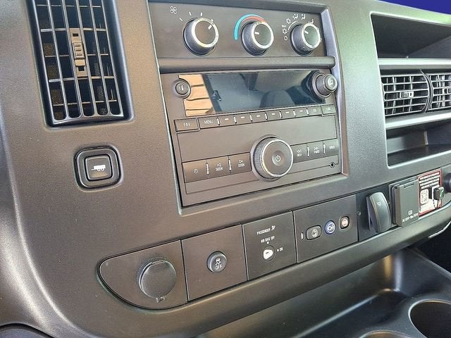 2024 Chevrolet Express Cutaway 4500 2WT