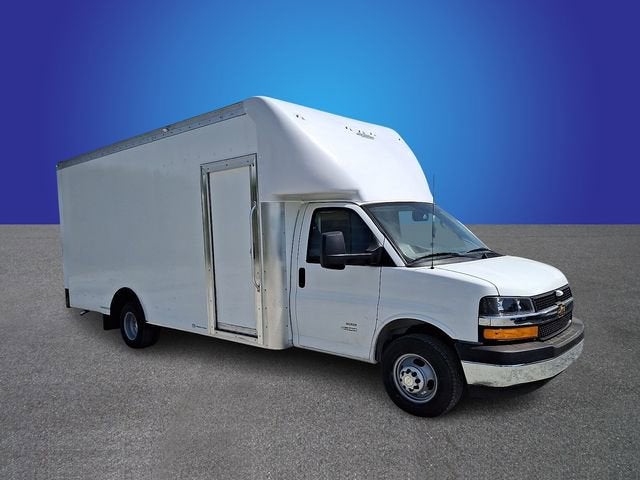 2026 Chevrolet Express Cutaway 4500 2WT