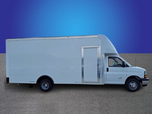 2026 Chevrolet Express Cutaway 4500 2WT