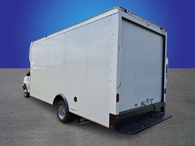 2026 Chevrolet Express Cutaway 4500 2WT