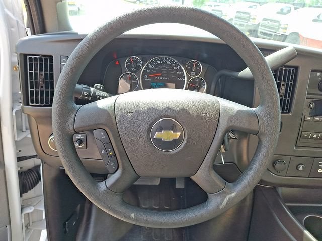 2026 Chevrolet Express Cutaway 4500 2WT