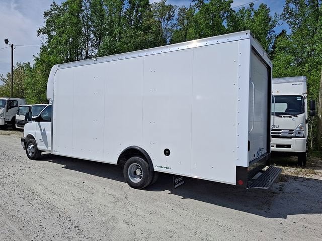 2024 Chevrolet Express Cutaway 4500 2WT