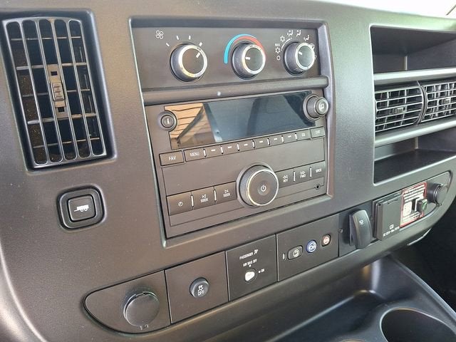 2024 Chevrolet Express Cutaway 4500 2WT