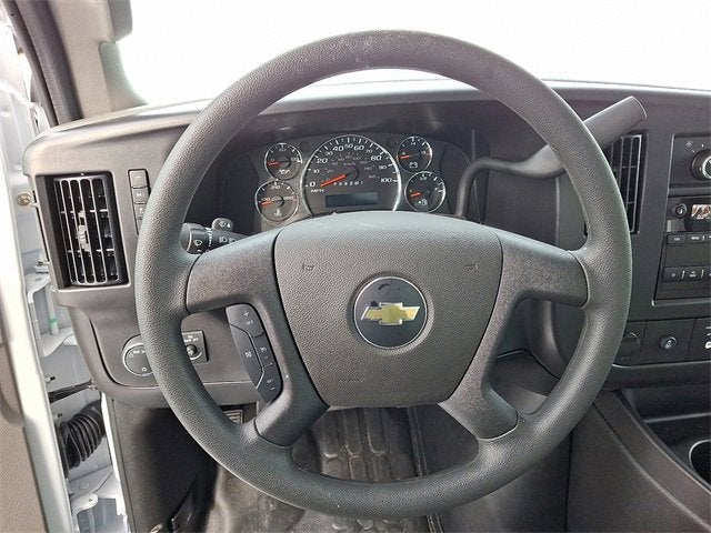 2025 Chevrolet Express Cutaway 4500 2WT