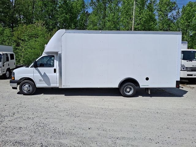2024 Chevrolet Express Cutaway 4500 2WT