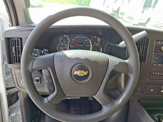 2024 Chevrolet Express Cutaway 4500 2WT
