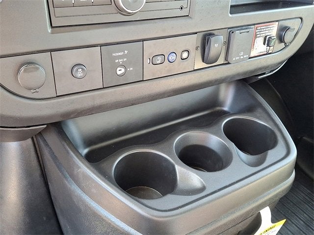 2025 Chevrolet Express Cutaway 4500 2WT