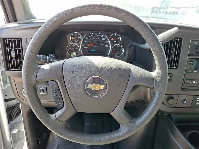 2025 Chevrolet Express Cutaway 4500 2WT