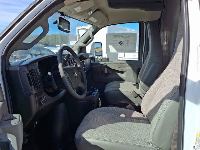 2025 Chevrolet Express Cutaway 4500 2WT