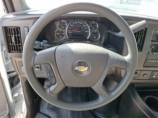 2025 Chevrolet Express Cutaway 4500 2WT