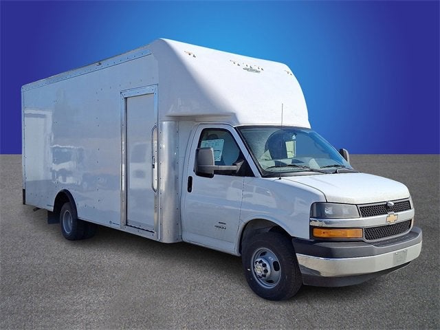 2025 Chevrolet Express Cutaway 4500 2WT