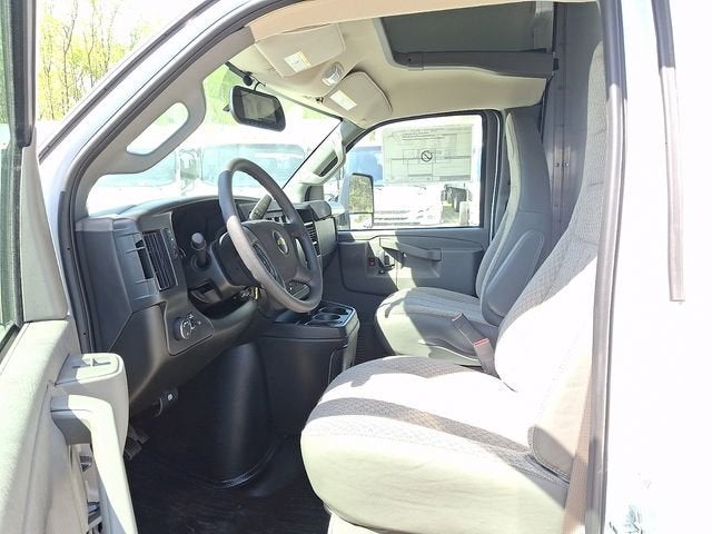 2026 Chevrolet Express Cutaway 4500 2WT