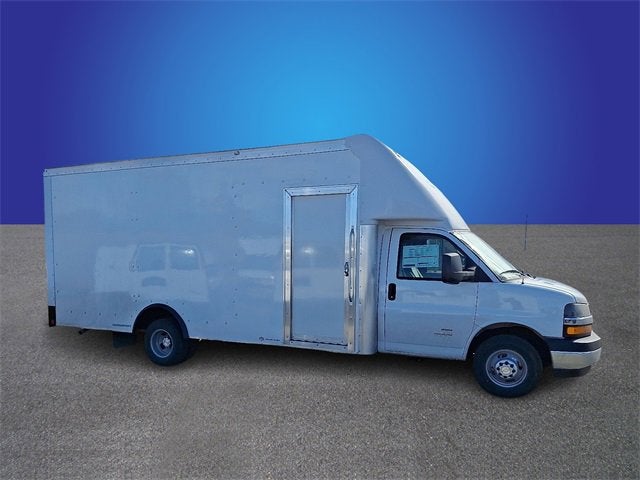 2025 Chevrolet Express Cutaway 4500 2WT
