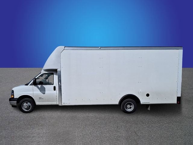 2025 Chevrolet Express Cutaway 4500 2WT