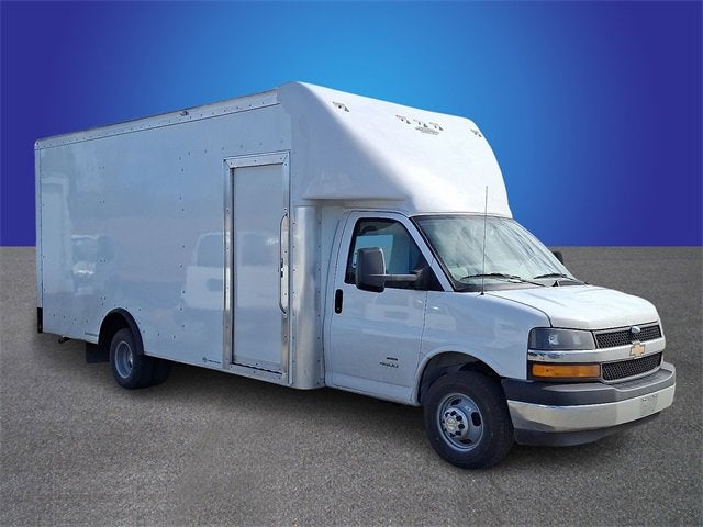 2025 Chevrolet Express Cutaway 4500 2WT
