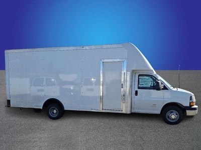 2025 Chevrolet Express Cutaway 4500 2WT