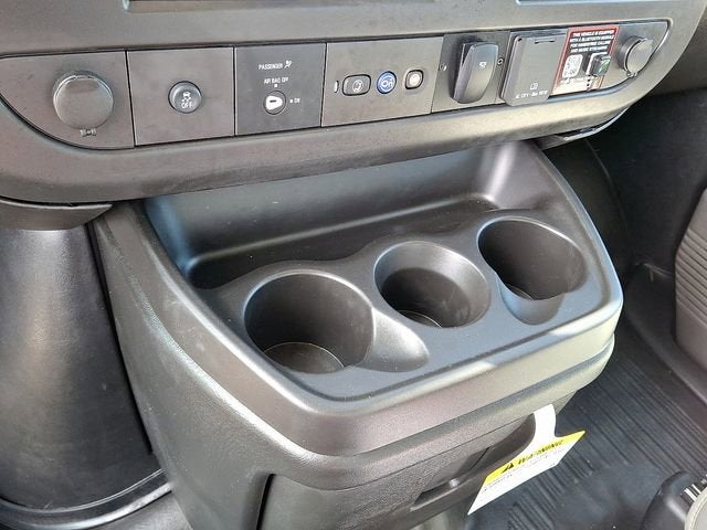 2025 Chevrolet Express Cutaway 4500 2WT