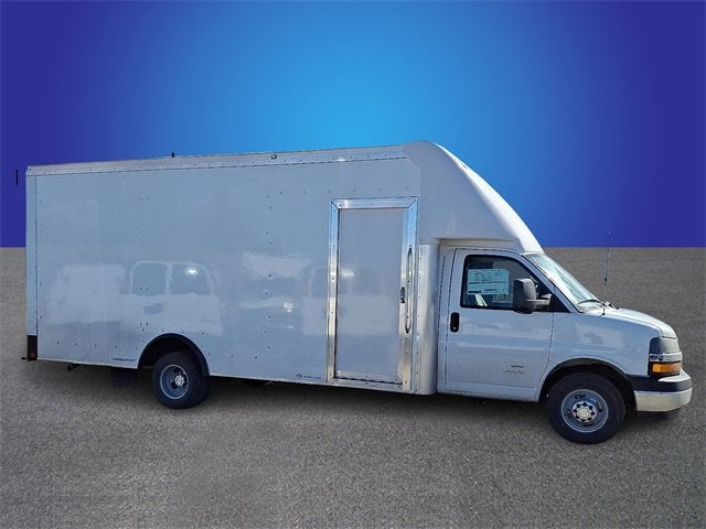 2025 Chevrolet Express Cutaway 4500 2WT