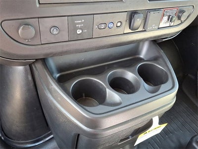 2025 Chevrolet Express Cutaway 4500 2WT