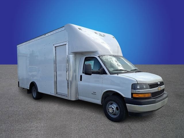 2025 Chevrolet Express Cutaway 4500 2WT