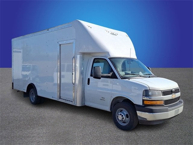 2025 Chevrolet Express Cutaway 4500 2WT