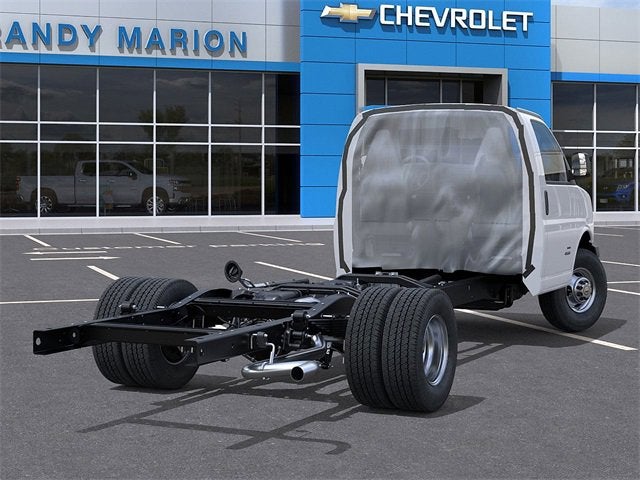 2025 Chevrolet Express Cutaway 4500 2WT