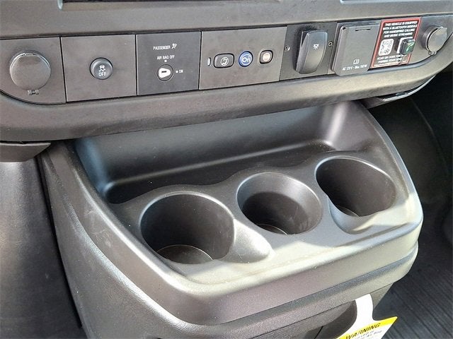 2025 Chevrolet Express Cutaway 4500 2WT