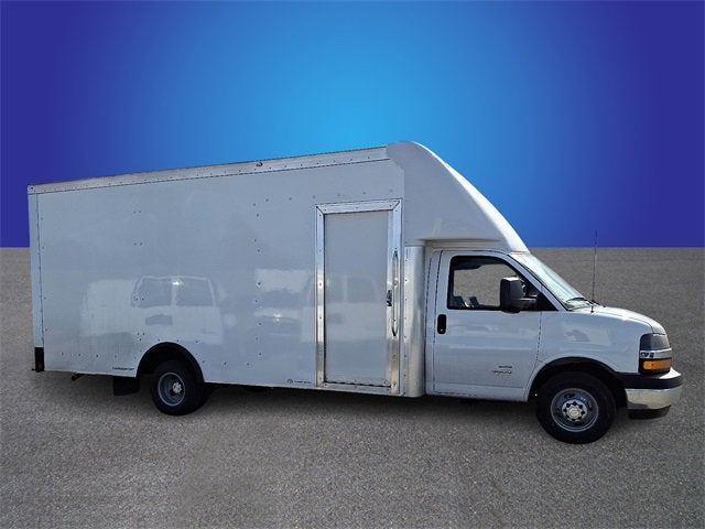 2025 Chevrolet Express Cutaway 4500 2WT