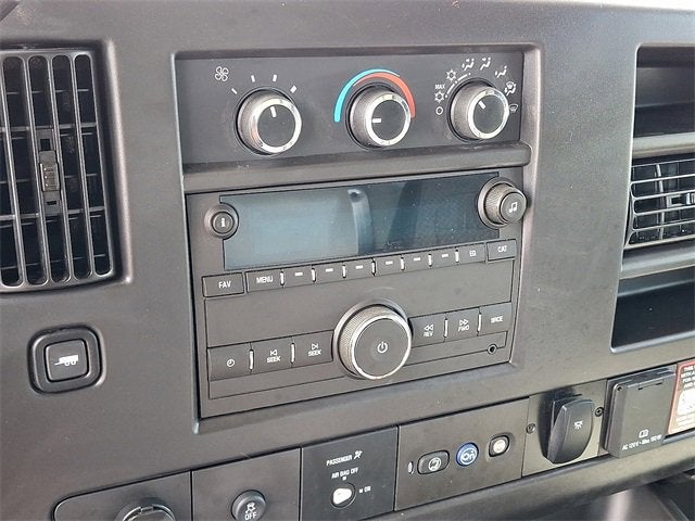 2025 Chevrolet Express Cutaway 4500 2WT