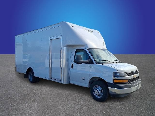 2025 Chevrolet Express Cutaway 4500 2WT