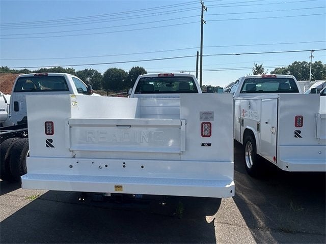 2023 Chevrolet Silverado 5500 HD Work Truck