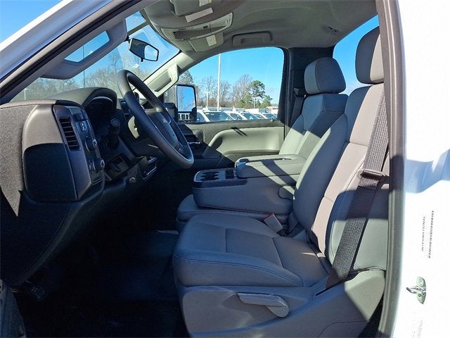 2024 Chevrolet Silverado 5500 HD Work Truck