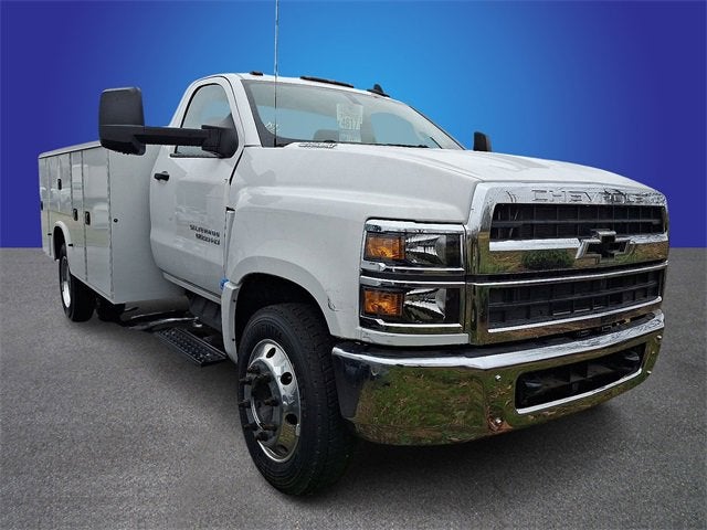 2023 Chevrolet Silverado 5500 HD Work Truck