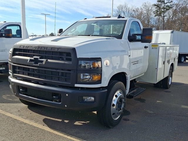 2023 Chevrolet Silverado 5500 HD Work Truck