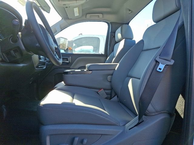 2024 Chevrolet Silverado 5500 HD Work Truck