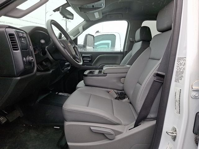 2023 Chevrolet Silverado 5500 HD Work Truck