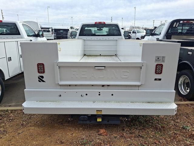 2023 Chevrolet Silverado 5500 HD Work Truck