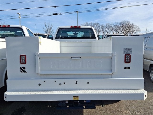 2023 Chevrolet Silverado 5500 HD Work Truck
